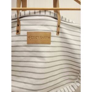 Cozy Earth  zip top tote bag